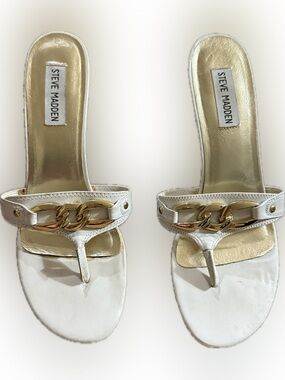 Steve Madden White Thong Mules with Gold Chain Accent